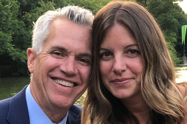 Foto do casal de filantropos