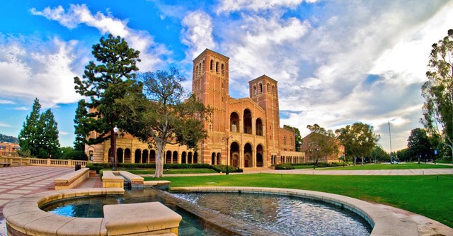 Foto da Universidade da California